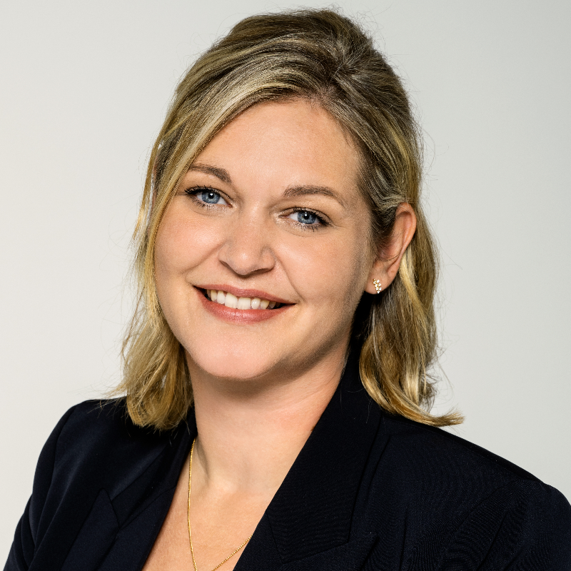  Claudia Cummerow